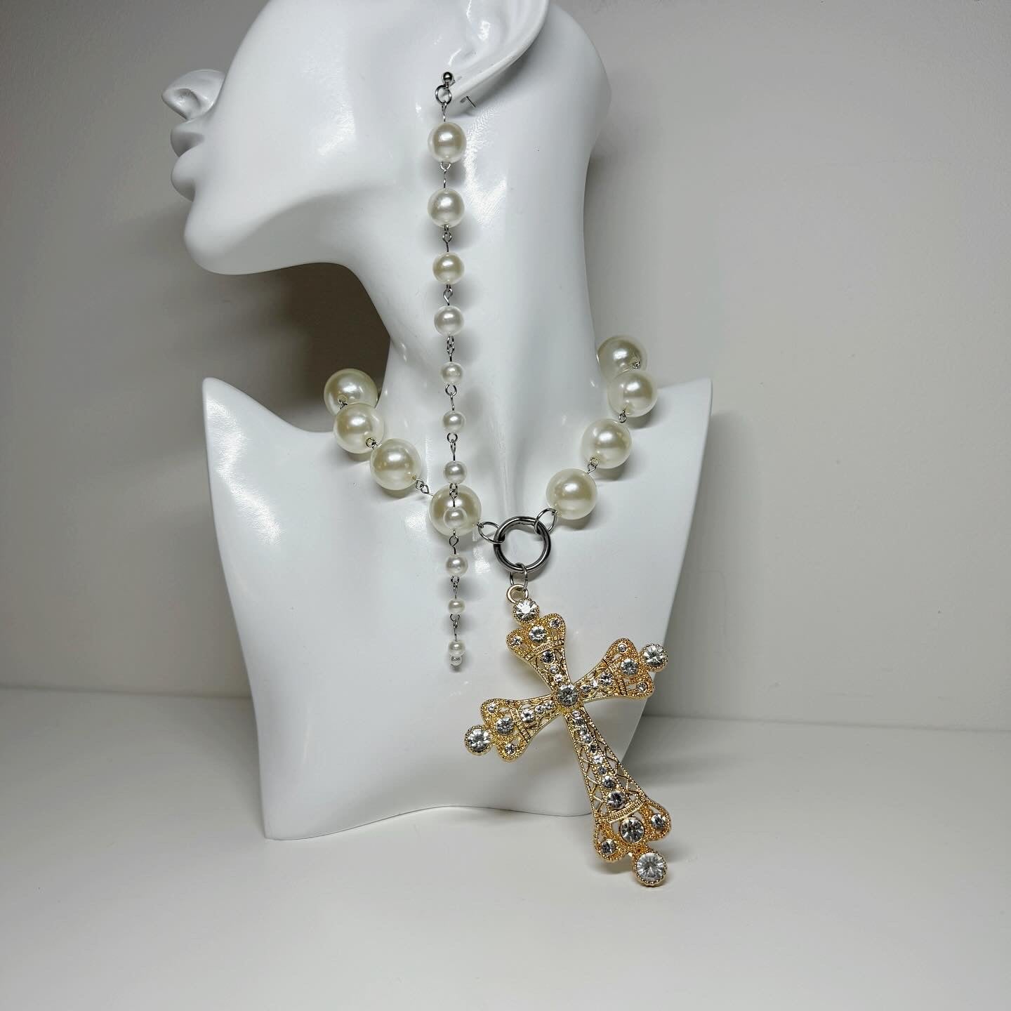 Big Pearl Choker