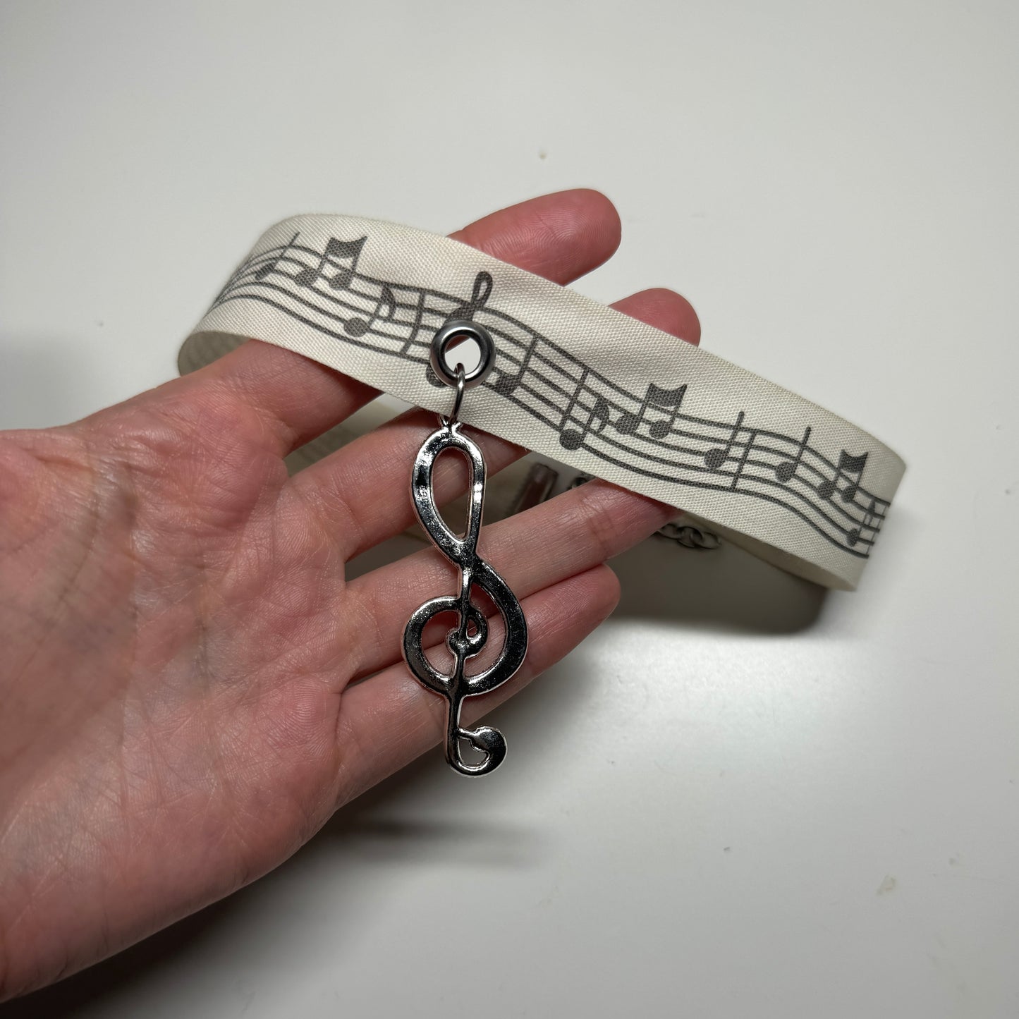 Music Choker