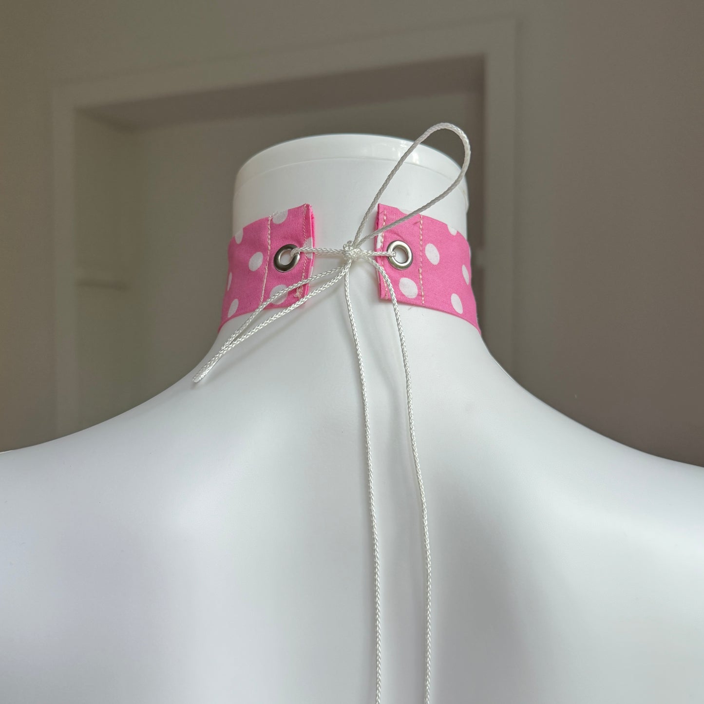 Button Choker | pink