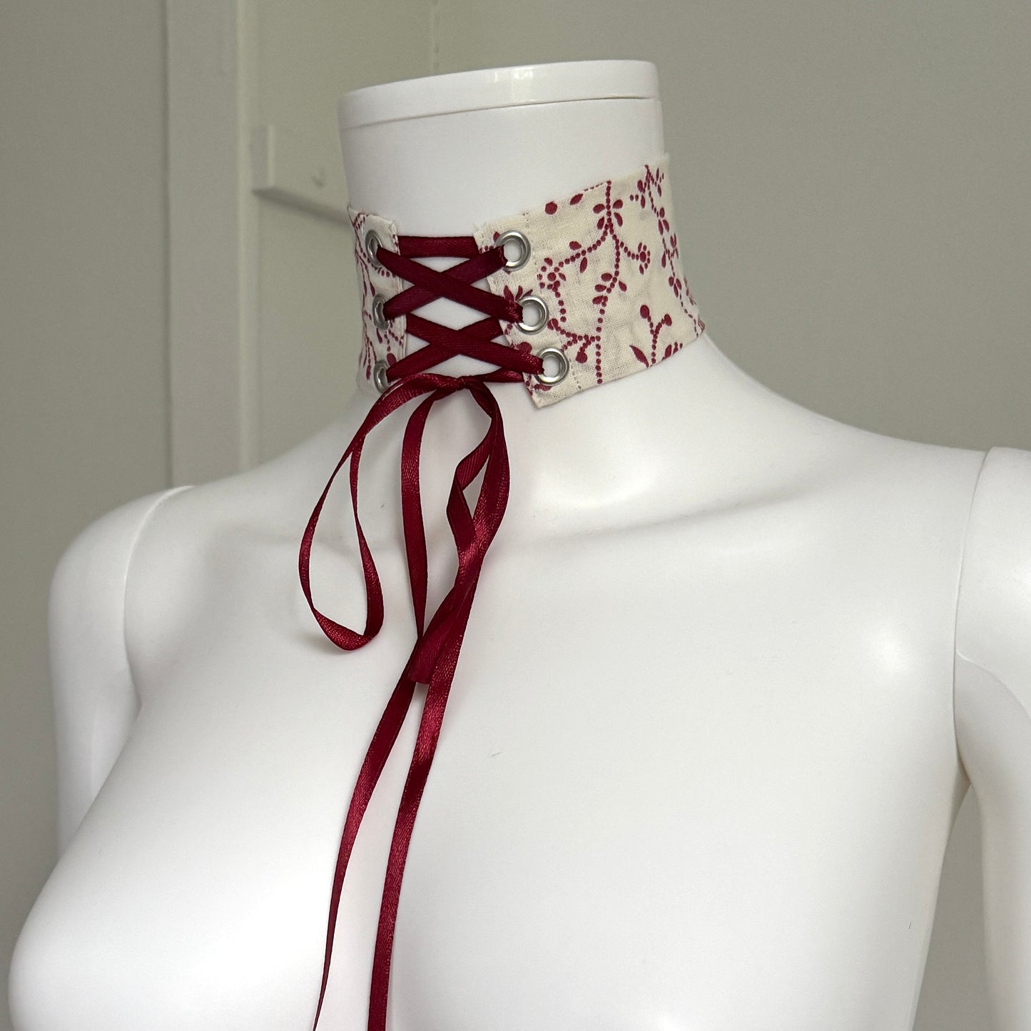 Corset Choker