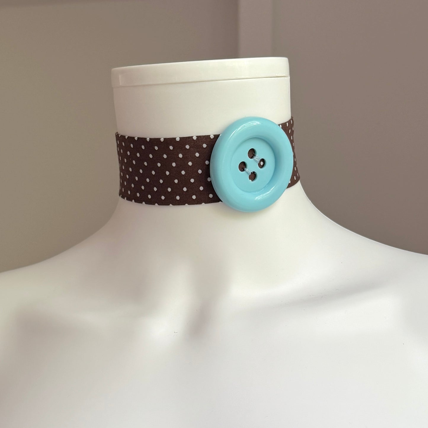 Button choker | blue