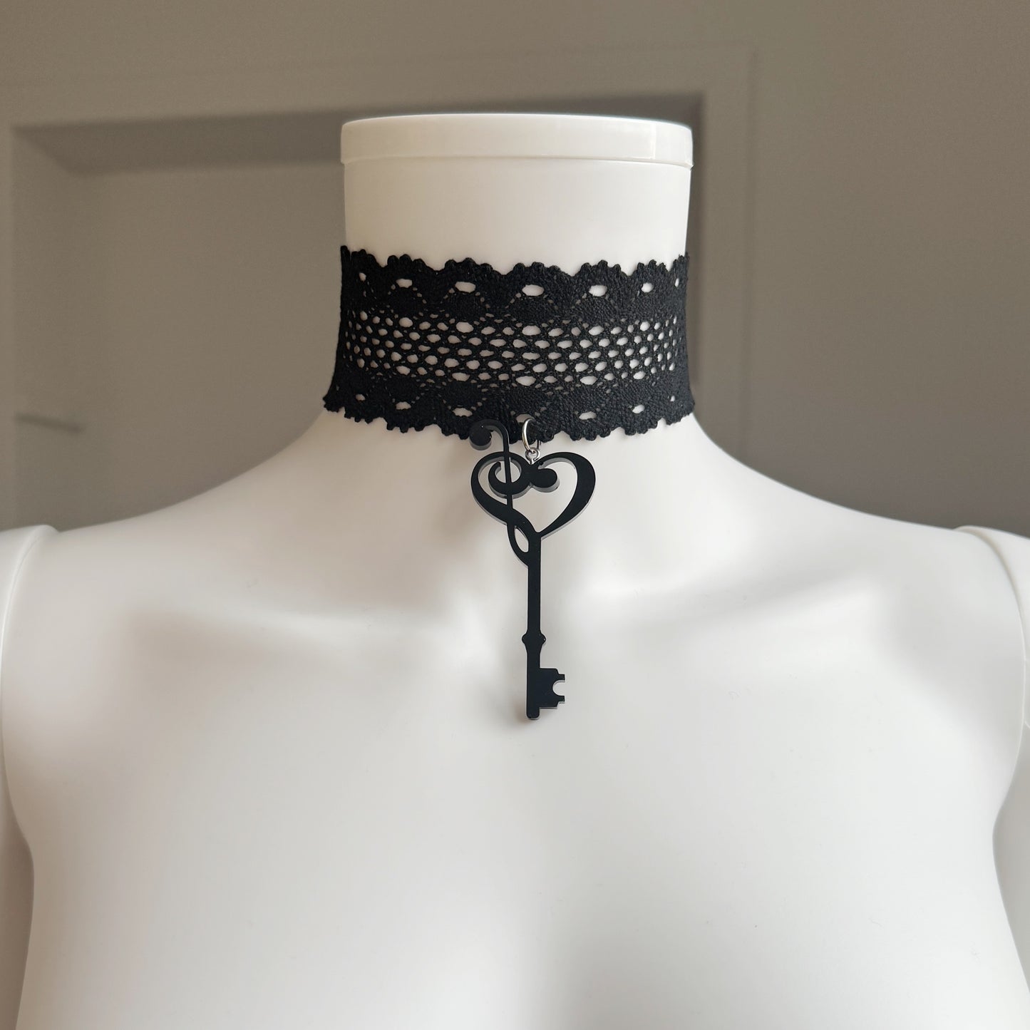 Lovers choker