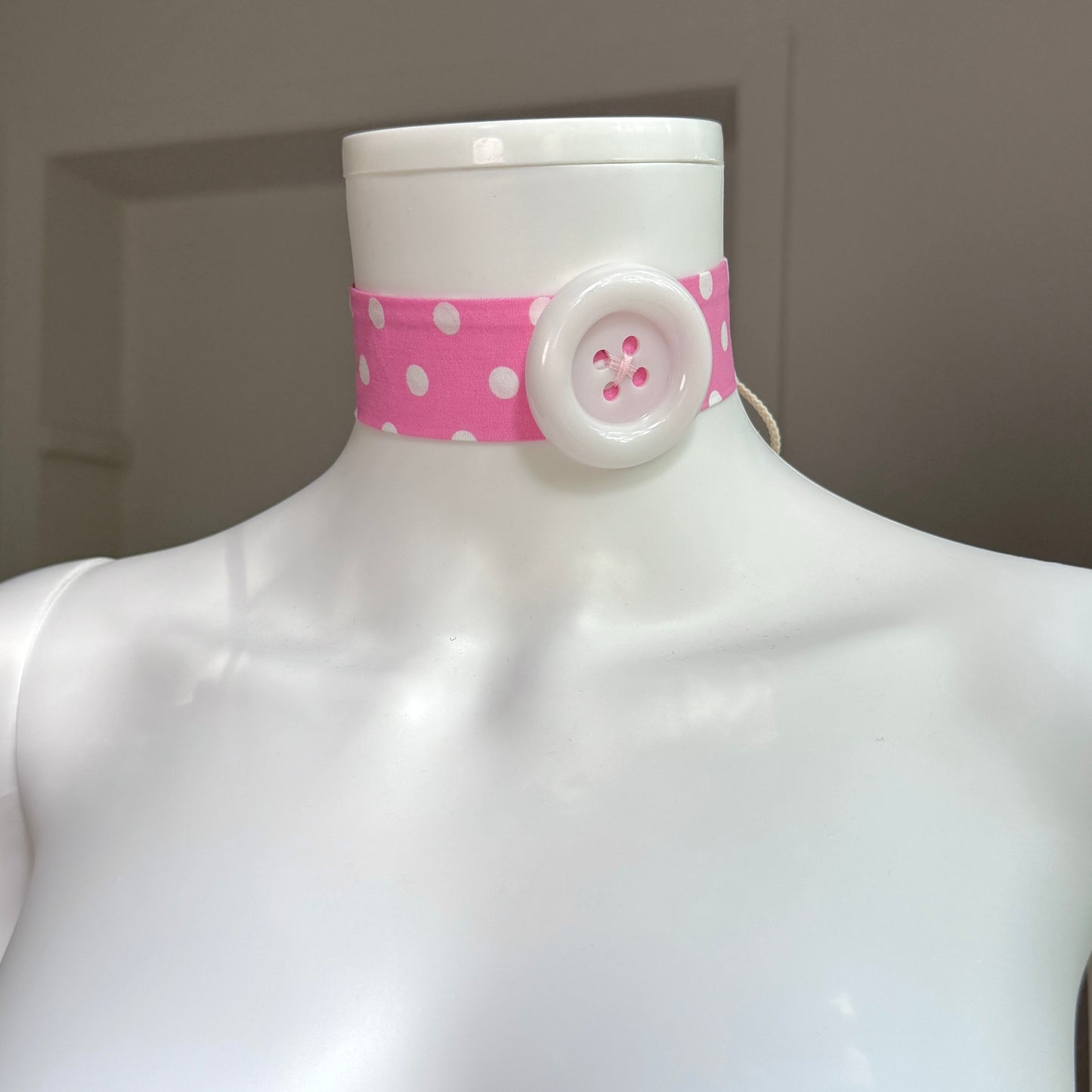 Button Choker | pink
